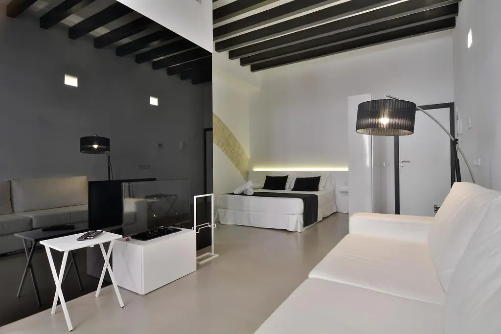 פלמה דה מיורקה Lonja Suites Apartments ספרד