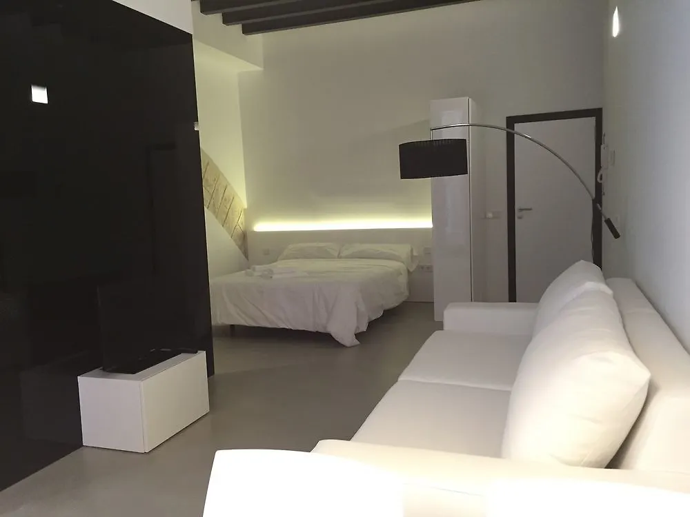 פלמה דה מיורקה Lonja Suites Apartments