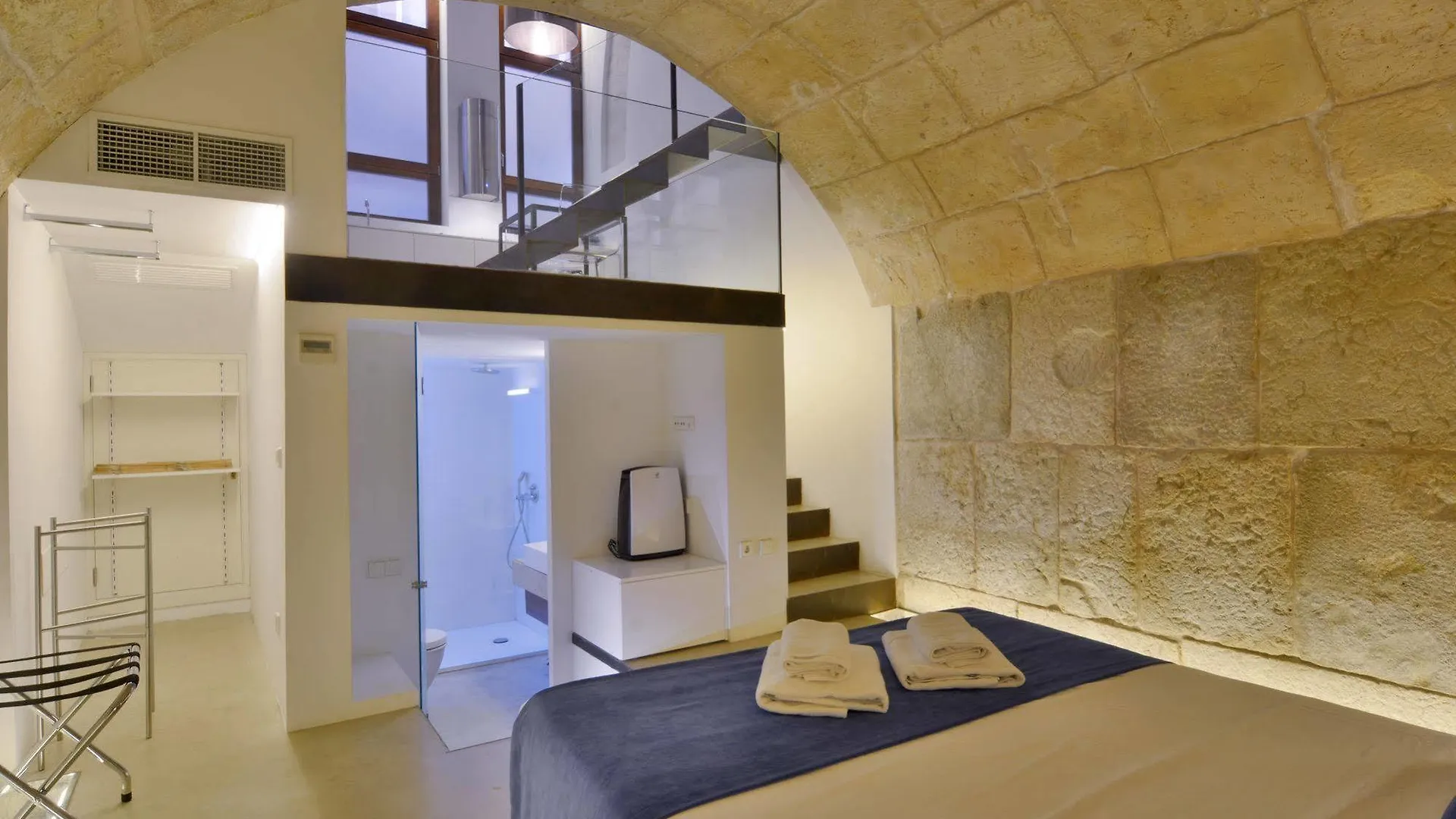 Lonja Suites Apartments Palma de Mallorca Spain